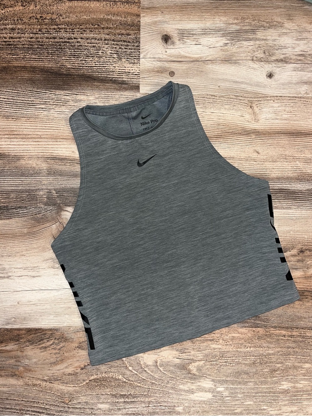 Nike Pro DRI-FIT cropped tank